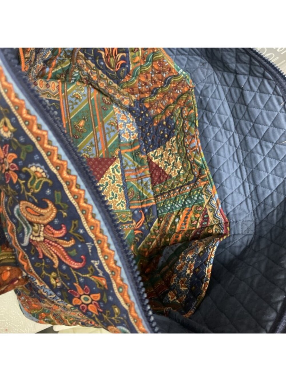 Vintage Retired VERA BRADLEY Designs Rare Medley Print Large 22” Duffel Bag - Picture 9 of 9